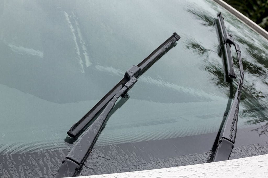 What Are the Windshield Wiper Sizes? - Upgraded Vehicle