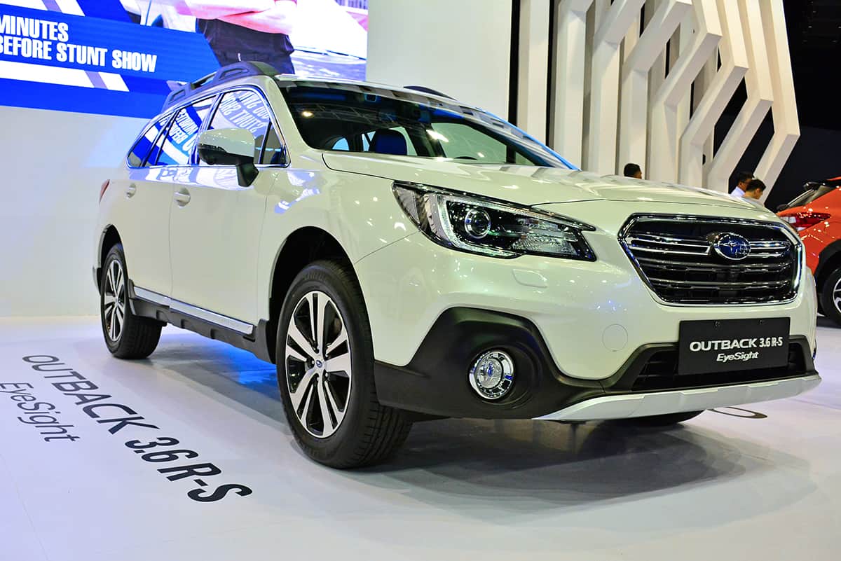 Comparison Charts of All Subaru Outback Types