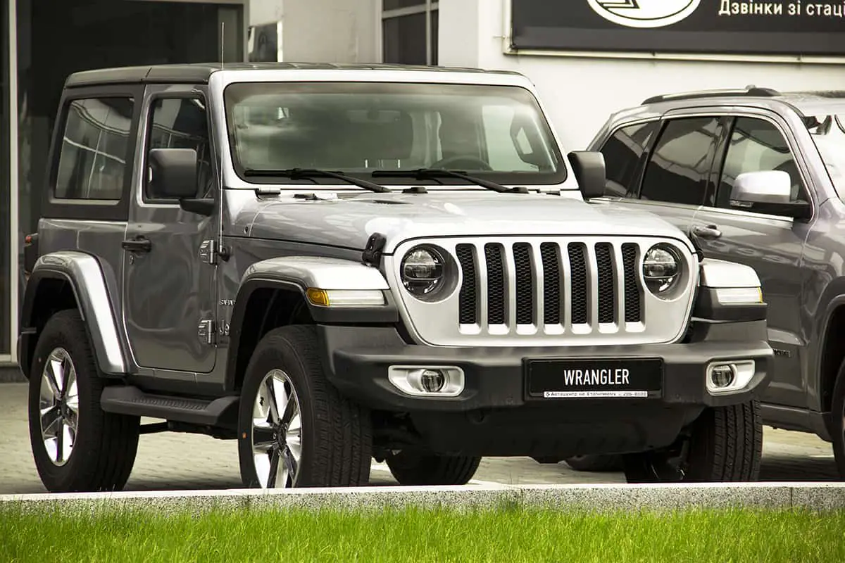 How to Save Gas with a Jeep Wrangler