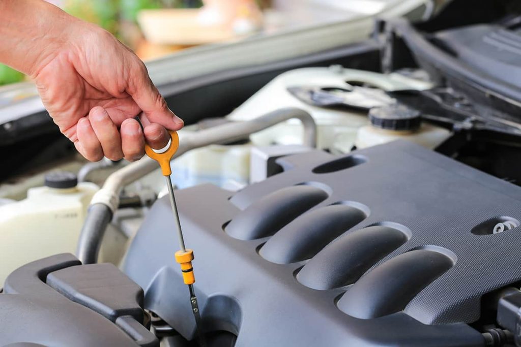 What Color Should the Oil Be on A Car’s Dipstick Be? (with Color Chart