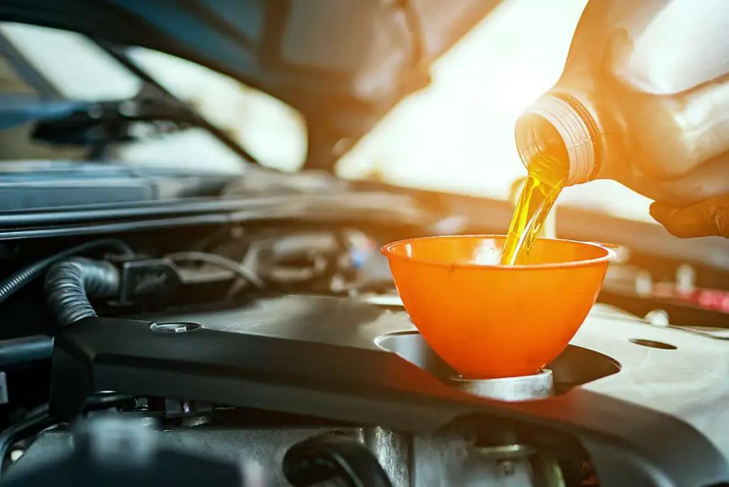 0w20 Vs. 5w30 – Which Engine Oil Is Right For You? - Upgraded Vehicle