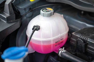 Coolant Leakage – Symptoms & Causes - Upgraded Vehicle