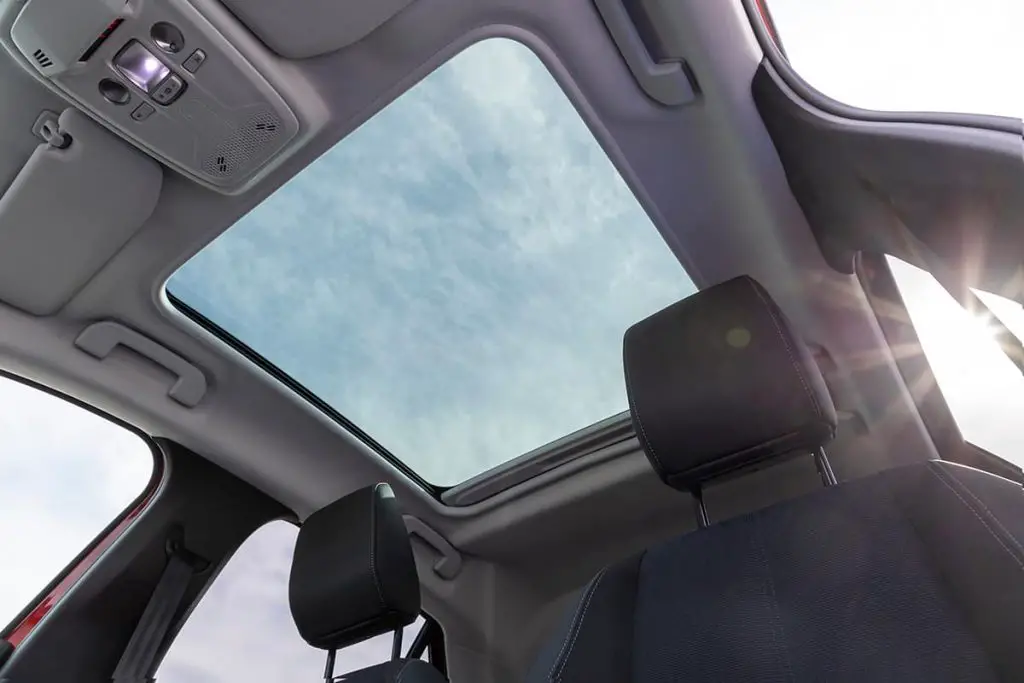 9 Trucks with Panoramic Sunroof - Upgraded Vehicle