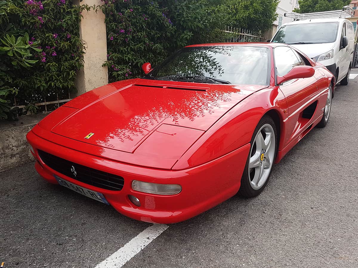 Ferrari F355